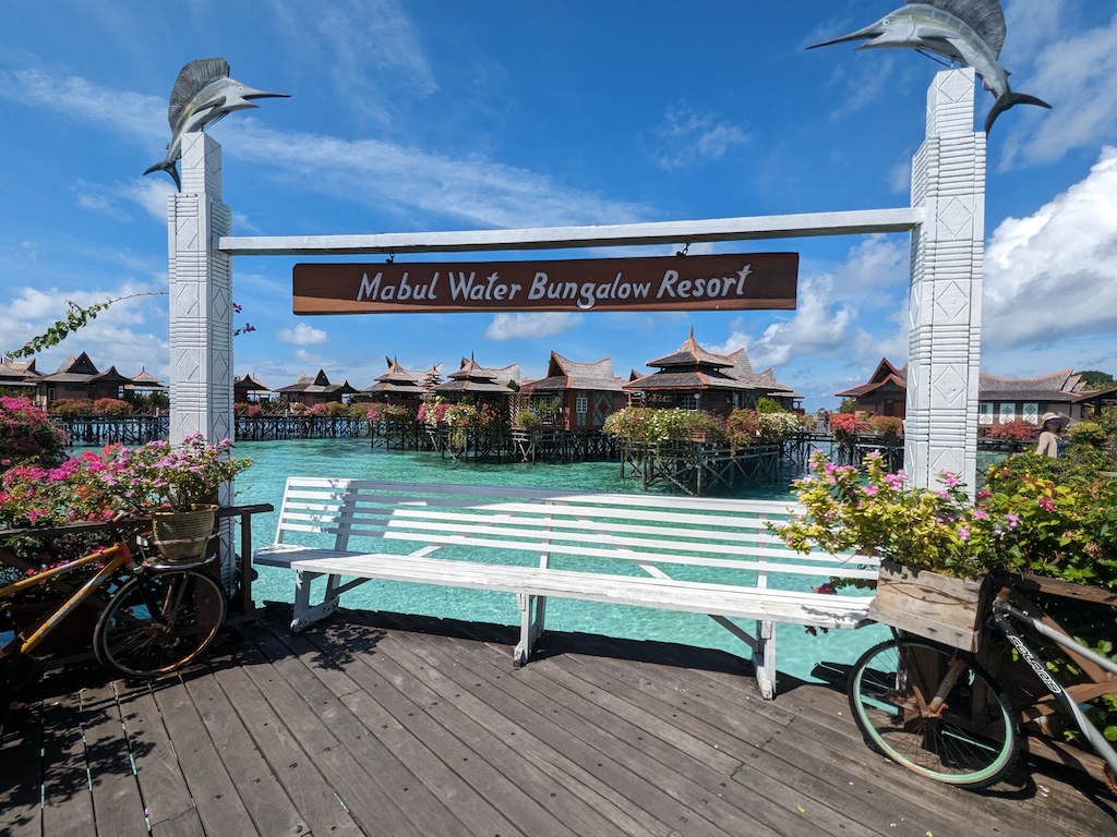 Mabul Water Bangalow Resort
